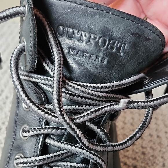 Men's Outpost Maker's Black Leather Inside-Zip with Tie Ankle Boot Size 11 - Picture 6 of 7